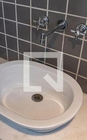 Apartamento à venda com 54m², 2 quartos e 2 vagas Apartamento à venda com 54m², 2 quartos e 2 vagasBanheiro