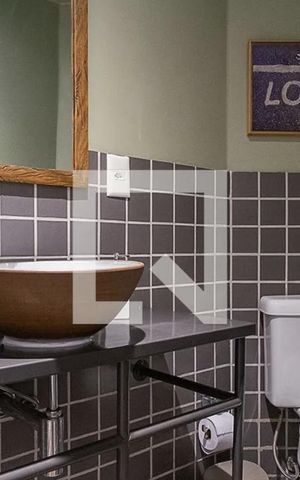 Apartamento à venda com 54m², 2 quartos e 2 vagas Apartamento à venda com 54m², 2 quartos e 2 vagasBanheiro