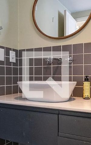 Apartamento à venda com 54m², 2 quartos e 2 vagas Apartamento à venda com 54m², 2 quartos e 2 vagasBanheiro
