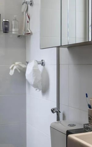 Apartamento para alugar com 137m², 2 quartos e 2 vagasBanheiro social