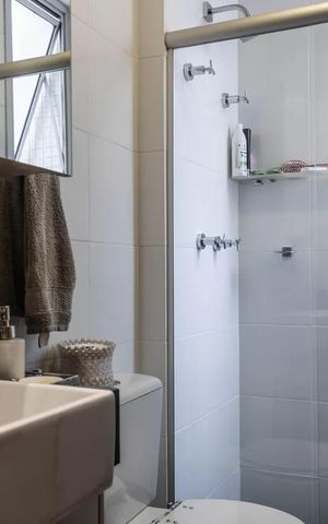 Apartamento para alugar com 137m², 2 quartos e 2 vagasBanheiro social
