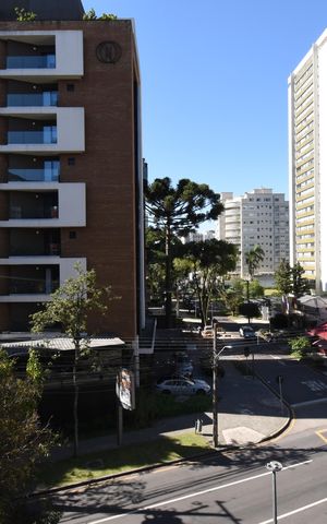 Apartamento à venda com 271m², 3 quartos e 3 vagasVista da Suíte 2