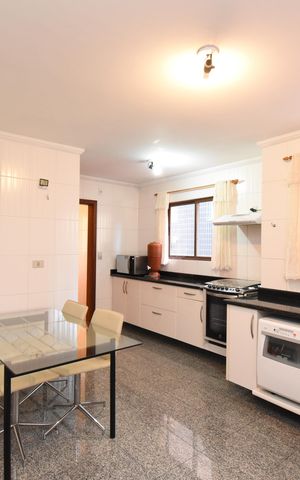 Apartamento à venda com 271m², 3 quartos e 3 vagasCozinha