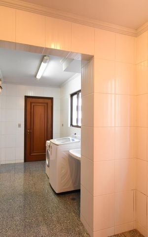 Apartamento à venda com 271m², 3 quartos e 3 vagasÁrea de Serviço