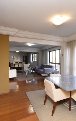 Apartamento à venda com 271m², 3 quartos e 3 vagasSala