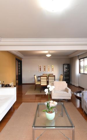 Apartamento à venda com 271m², 3 quartos e 3 vagasSala