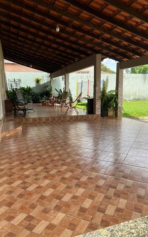 Casa de condomínio à venda com 300m², 4 quartos e 5 vagasVaranda