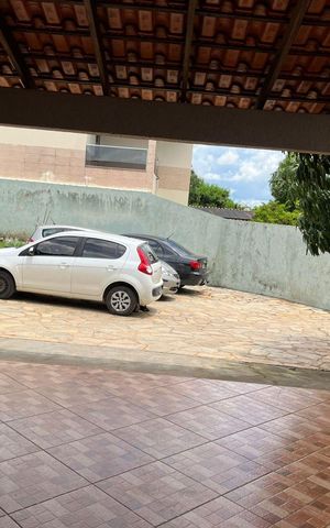 Casa de condomínio à venda com 300m², 4 quartos e 5 vagasGaragem