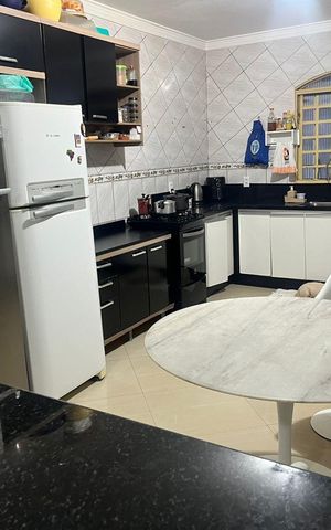 Casa de condomínio à venda com 300m², 4 quartos e 5 vagasCozinha