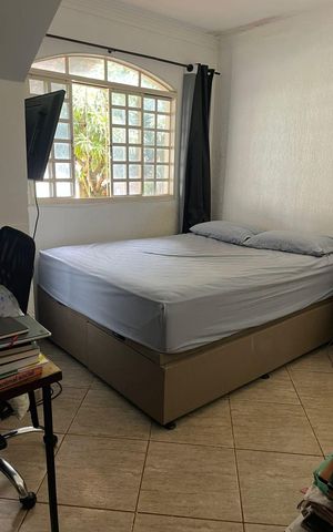 Casa de condomínio à venda com 300m², 4 quartos e 5 vagasQuarto
