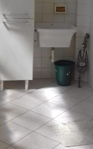 Casa de condomínio para alugar com 60m², 2 quartos e 1 vagaÁrea de serviço