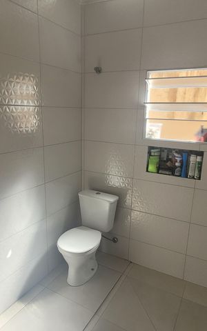Casa à venda com 140m², 4 quartos e 1 vaga Casa à venda com 140m², 4 quartos e 1 vagaBanheiro 1