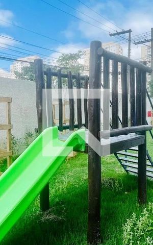 Apartamento para alugar com 55m², 2 quartos e 1 vaga Apartamento para alugar com 55m², 2 quartos e 1 vagaPlayground