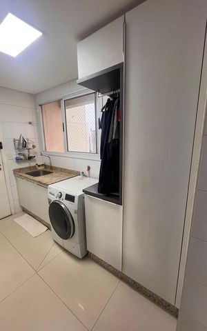 Apartamento para alugar com 148m², 3 quartos e 3 vagas Apartamento para alugar com 148m², 3 quartos e 3 vagasÁrea de serviço
