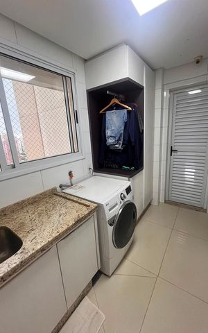 Apartamento para alugar com 148m², 3 quartos e 3 vagas Apartamento para alugar com 148m², 3 quartos e 3 vagasÁrea de serviço