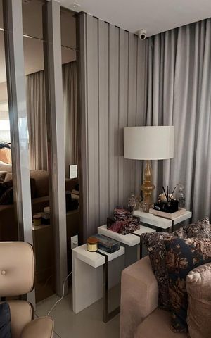Apartamento para alugar com 148m², 3 quartos e 3 vagas Apartamento para alugar com 148m², 3 quartos e 3 vagasVaranda