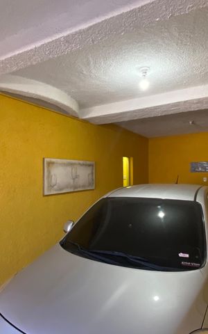 Casa à venda com 125m², 2 quartos e 2 vagas Casa à venda com 125m², 2 quartos e 2 vagasGaragem