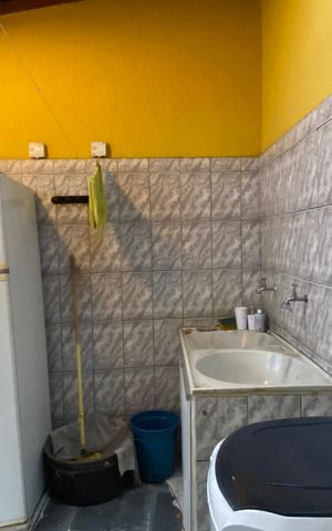 Casa à venda com 125m², 2 quartos e 2 vagas Casa à venda com 125m², 2 quartos e 2 vagasÁrea de Serviço - Área externa