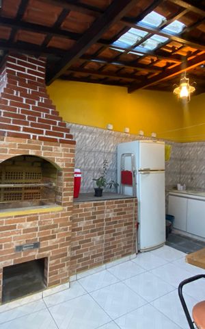 Casa à venda com 125m², 2 quartos e 2 vagas Casa à venda com 125m², 2 quartos e 2 vagasÁrea externa