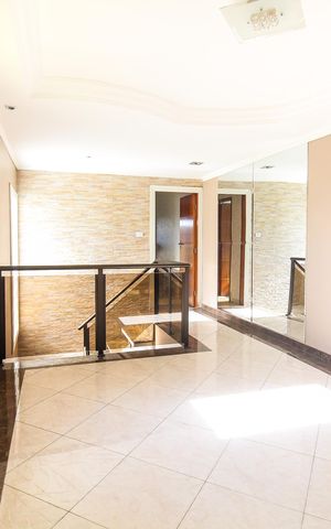 Casa à venda com 250m², 2 quartos e 2 vagasSala 2