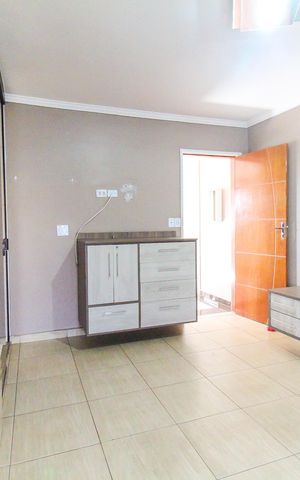 Casa à venda com 250m², 2 quartos e 2 vagasSuíte 1