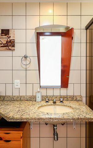 Apartamento para alugar com 152m², 4 quartos e 4 vagas