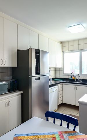Apartamento para alugar com 152m², 4 quartos e 4 vagas