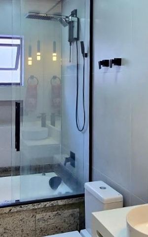 Casa à venda com 238m², 3 quartos e 5 vagasBanheiro da Suíte