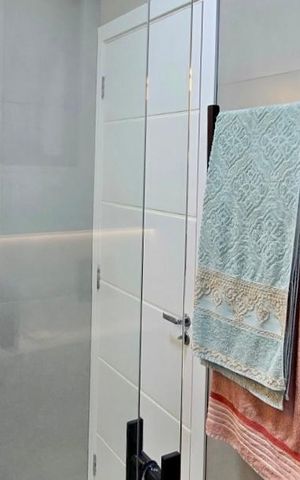 Casa à venda com 238m², 3 quartos e 5 vagasBanheiro da Suíte 2