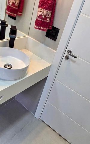 Casa à venda com 238m², 3 quartos e 5 vagasBanheiro da Suíte