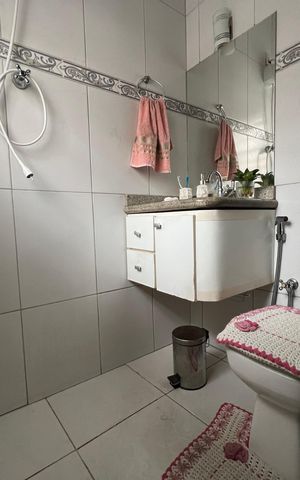 Casa para alugar com 70m², 2 quartos e sem vaga Casa para alugar com 70m², 2 quartos e sem vagaBanheiro 1