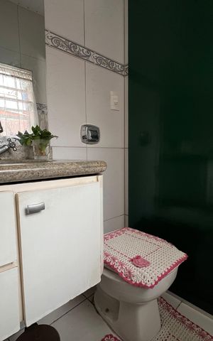Casa para alugar com 70m², 2 quartos e sem vaga Casa para alugar com 70m², 2 quartos e sem vagaBanheiro 1