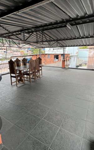 Casa para alugar com 70m², 2 quartos e sem vaga Casa para alugar com 70m², 2 quartos e sem vagaTerraço