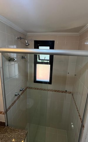 Apartamento para alugar com 67m², 2 quartos e 1 vaga Apartamento para alugar com 67m², 2 quartos e 1 vagaBanheiro da Suíte 1