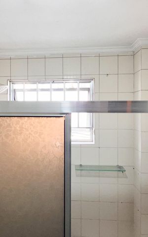 Apartamento para alugar com 67m², 2 quartos e 1 vaga Apartamento para alugar com 67m², 2 quartos e 1 vagaBanheiro social