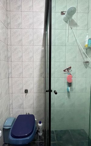 Casa à venda com 124m², 4 quartos e 1 vaga Casa à venda com 124m², 4 quartos e 1 vagaBanheiro da suíte 2