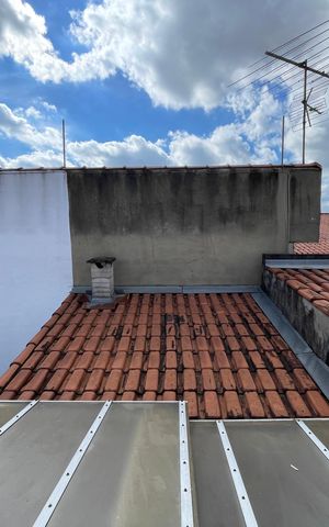 Casa à venda com 124m², 4 quartos e 1 vaga Casa à venda com 124m², 4 quartos e 1 vagaVista do Quarto 1