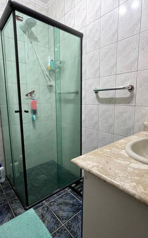 Casa à venda com 124m², 4 quartos e 1 vaga Casa à venda com 124m², 4 quartos e 1 vagaBanheiro da suíte 2