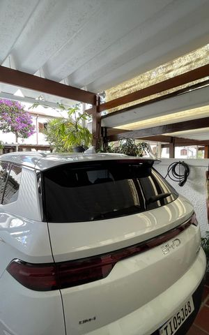 Casa à venda com 124m², 4 quartos e 1 vaga Casa à venda com 124m², 4 quartos e 1 vagaGaragem