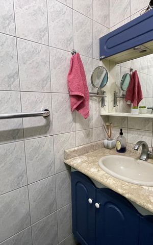 Casa à venda com 124m², 4 quartos e 1 vaga Casa à venda com 124m², 4 quartos e 1 vagaBanheiro da suíte 2