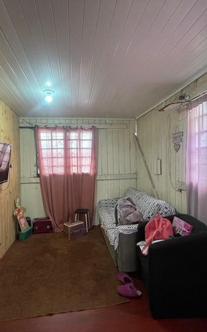 Casa à venda com 185m², 3 quartos e 4 vagas Casa à venda com 185m², 3 quartos e 4 vagasSala 2