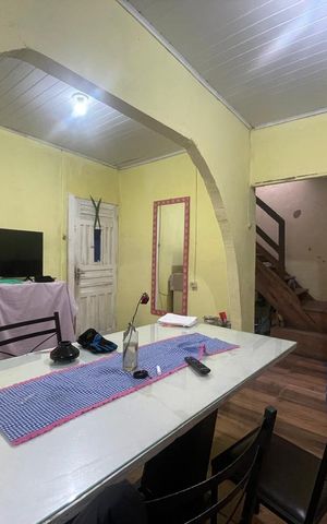 Casa à venda com 185m², 3 quartos e 4 vagas Casa à venda com 185m², 3 quartos e 4 vagasCozinha