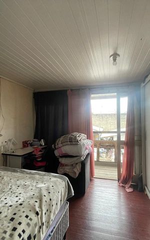 Casa à venda com 185m², 3 quartos e 4 vagas Casa à venda com 185m², 3 quartos e 4 vagasQuarto