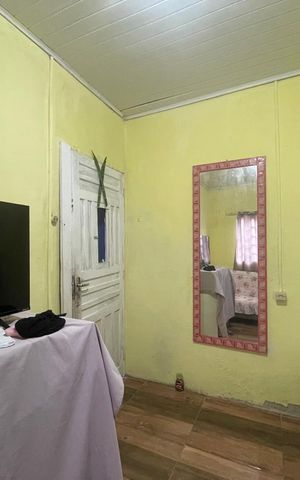Casa à venda com 185m², 3 quartos e 4 vagas Casa à venda com 185m², 3 quartos e 4 vagasSala