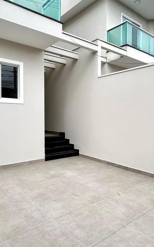 Casa à venda com 140m², 3 quartos e 2 vagasGaragem