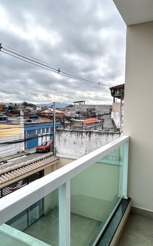 Casa à venda com 140m², 3 quartos e 2 vagasSacada do quarto 1
