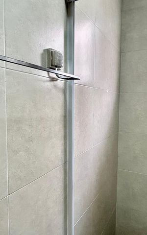 Casa à venda com 140m², 3 quartos e 2 vagasBanheiro 2