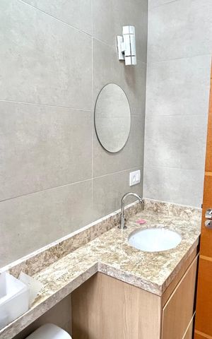 Casa à venda com 140m², 3 quartos e 2 vagasBanheiro 2