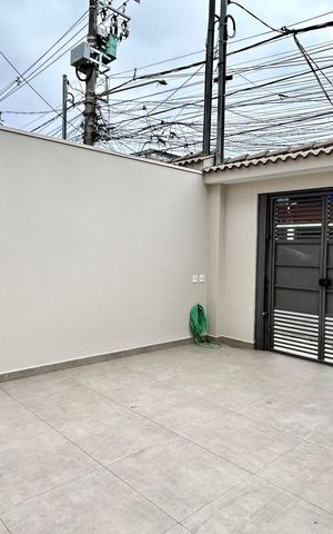 Casa à venda com 140m², 3 quartos e 2 vagasGaragem