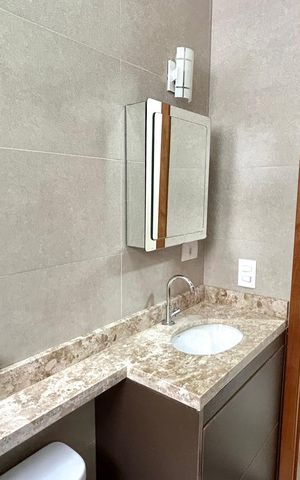 Casa à venda com 140m², 3 quartos e 2 vagasBanheiro 1